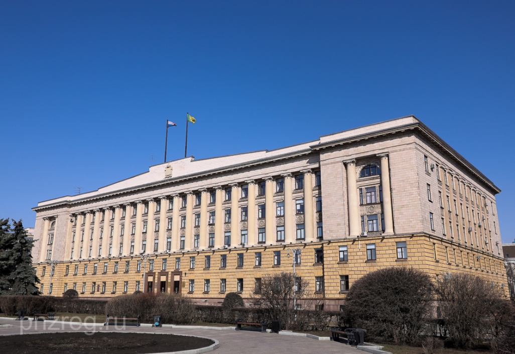 Михаил Лисин помог поддержать бизнес производителю питьевой воды Михаил Лисин помог поддержать бизнес производителю питьевой воды