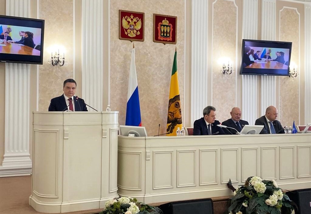 Михаил Лисин отчитался в Законодательном Собрании о работе за 2021 год Михаил Лисин отчитался в Законодательном Собрании о работе за 2021 год