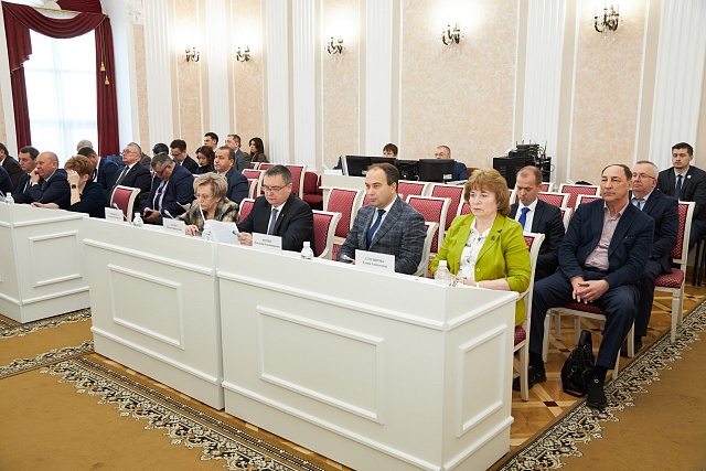 Пензенский бизнес-омбудсмен принял участие в сессии Законодательного Собрания Пензенский бизнес-омбудсмен принял участие в сессии Законодательного Собрания