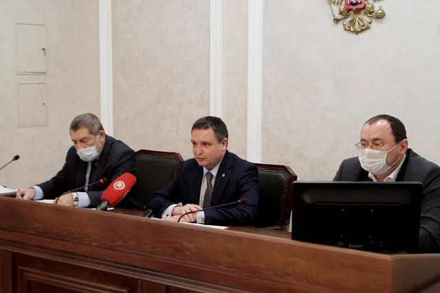 Михаил Лисин решает вопросы предпринимателей, пострадавших из-за ограничений по Covid-19 Михаил Лисин решает вопросы предпринимателей, пострадавших из-за ограничений по Covid-19