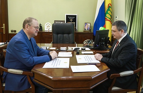 Рабочая встреча Губернатора Пензенской области Олега Мельниченко с Уполномоченным по защите прав предпринимателей в Пензенской области Михаилом Лисиным