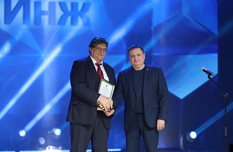 Михаил Лисин поздравил коллектив ЗАО НПП «МедИнж» с юбилеем