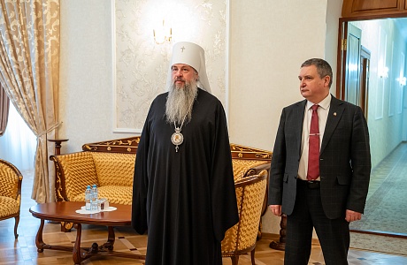 Уполномоченный Михаил Лисин и митрополит Пензенский и Нижнеломовский Серафим встретились с предпринимателями региона Уполномоченный Михаил Лисин и митрополит Пензенский и Нижнеломовский Серафим встретились с предпринимателями региона
