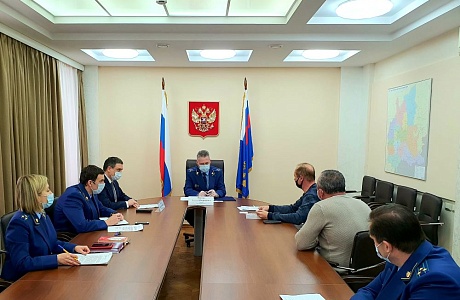 Прокурор и бизнес-омбудсмен Пензенской области провели совместный прием предпринимателей Прокурор и бизнес-омбудсмен Пензенской области провели совместный прием предпринимателей
