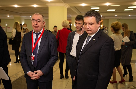 Михаил Лисин принял участие в Первом форуме социальных инноваций Пензенской области Михаил Лисин принял участие в Первом форуме социальных инноваций Пензенской области