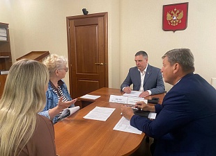 Михаил Лисин провел личный прием предпринимателей Михаил Лисин провел личный прием предпринимателей