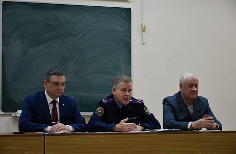 Уполномоченный Михаил Лисин открыл конкурс «Предпринимательский акцент» для будущих юристов